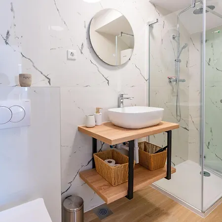 Apartment Temi