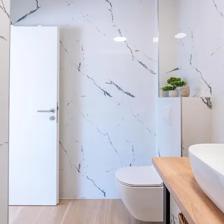 Temi Apartment *
